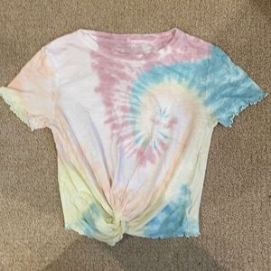 American Eagle front tie tee